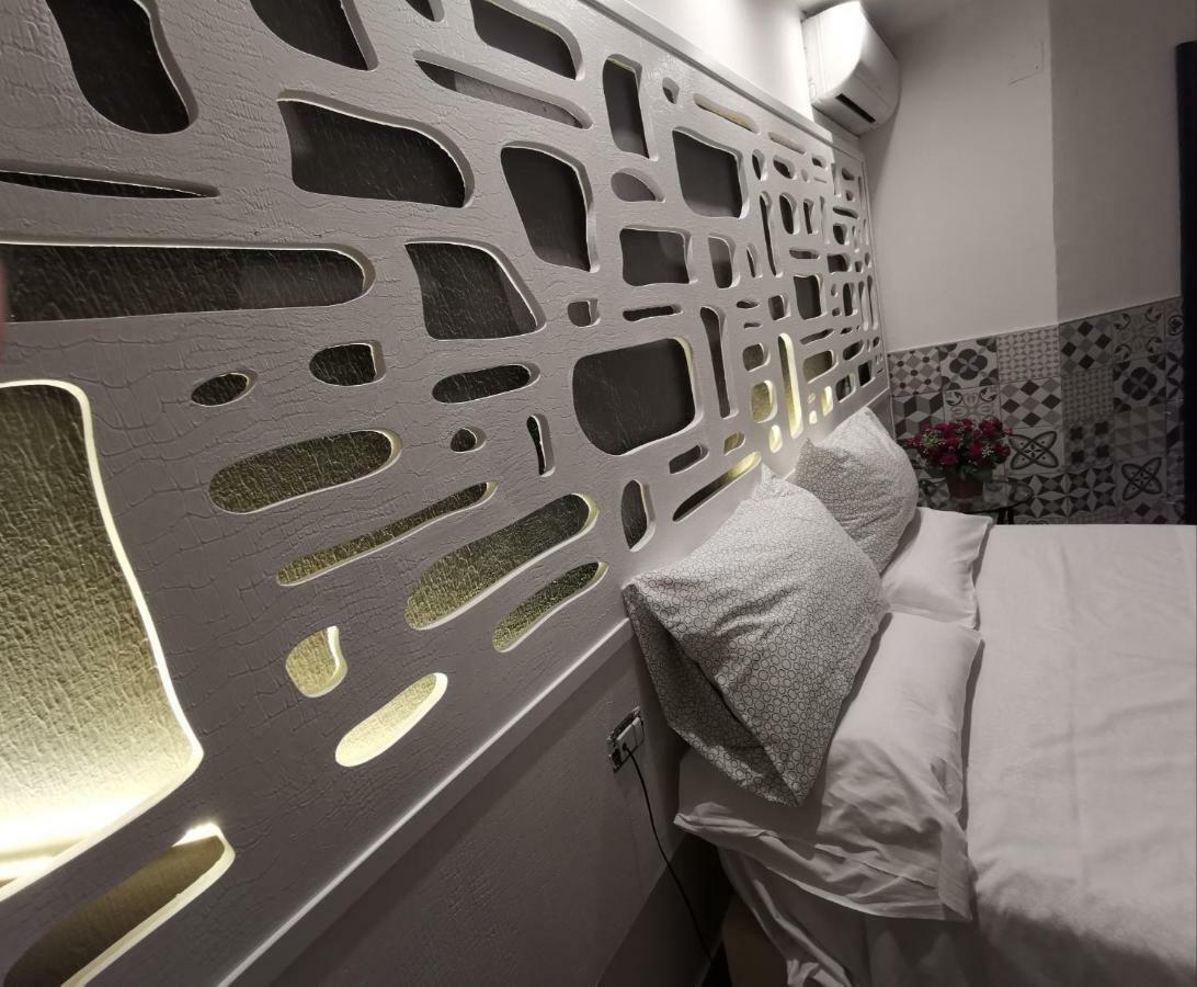 Hotel Clinton カゾーリア エクステリア 写真